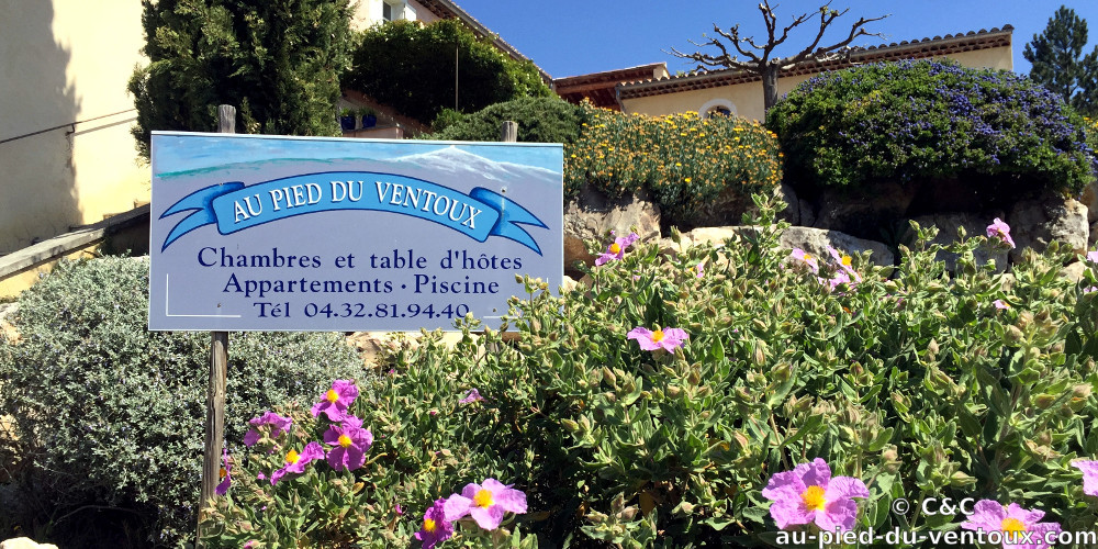 Au Pied du Ventoux, Chambres d'hôtes et Table d'hôtes, B&B, Flassan, Bédoin, Provence