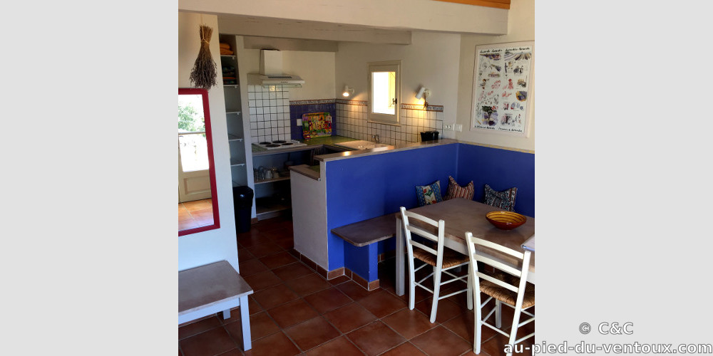 Au Pied du Ventoux, Guest House and Guest Table, B&B, Flassan, Bédoin, Provence